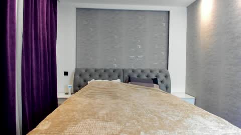 DomDenizee   online show from April 1, 1:52 pm