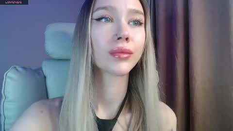 Ari online show from April 16, 5:01 pm