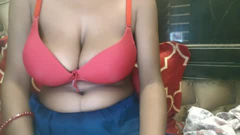 desiprincess35 online show from August 3, 5:40 pm