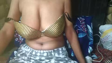 desiprincess35 online show from July 15, 6:45 pm