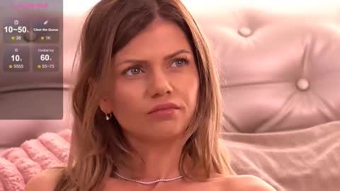 Mia online show from March 5, 7:26 am