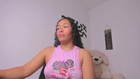 desty_y online show from April 13, 5:31 am