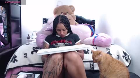 devi_black_13_ online show from June 9, 6:51 pm