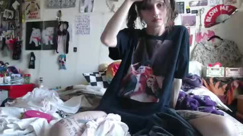 poutyangel online show from March 7, 11:16 pm