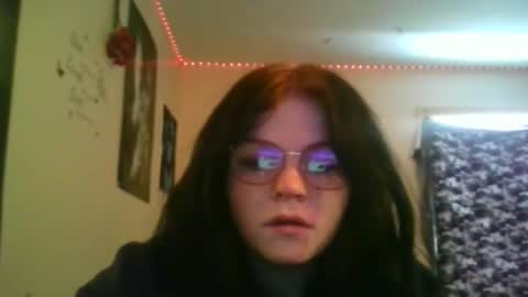 dezzydez354 online show from February 13, 5:58 pm