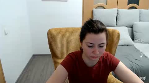 dianasmiey7 online show from April 8, 8:27 am