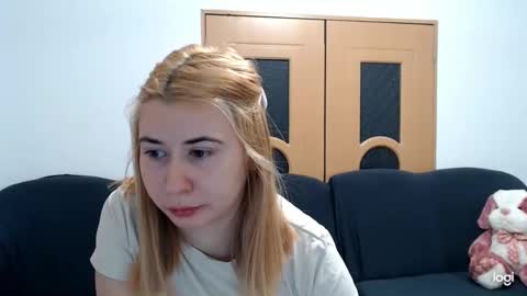 dianasmiey7 online show from February 8, 9:03 am