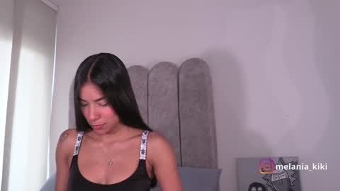 Snapshot of dianne_nanatzu chatting on January 3, 8:11 pm Melania - online show from January 3, 8:11 pm