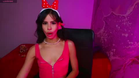 diiosa_latina online show from May 31, 10:11 pm