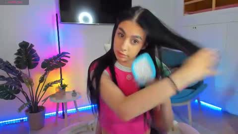 Dina   Fox online show from July 18, 12:51 pm