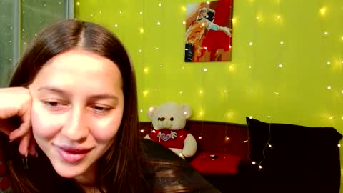 DinaFritz online show from February 9, 3:34 pm