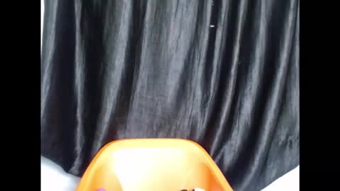 Snapshot of dirtyxxslut chatting on September 28, 10:31 am dirtyxxslut online show from September 28, 10:31 am