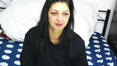 Sandra online show from March 7, 9:40 am