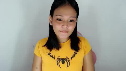 Crystal mae online show from May 17, 3:55 pm