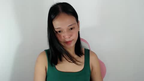 Crystal mae online show from April 25, 1:41 pm