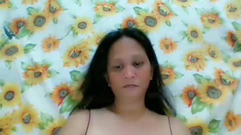 Snapshot of divinegrace10 chatting on October 24, 3:13 am     Divine Grace Close To Your Hear online show from October 24, 3:13 am