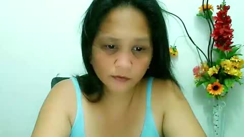 Snapshot of divinegrace10 chatting on February 5, 2:51 am     Divine Grace Close To Your Hear online show from February 5, 2:51 am