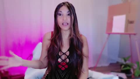 Snapshot of divinelynn chatting on February 28, 2:20 pm DivineLynn online show from February 28, 2:20 pm