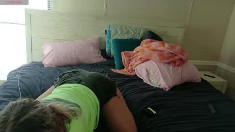 Dixie online show from April 13, 8:09 pm