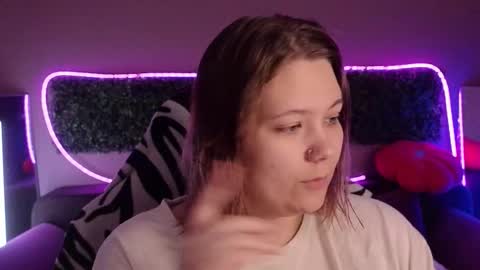 Jenia online show from November 9, 2:29 am