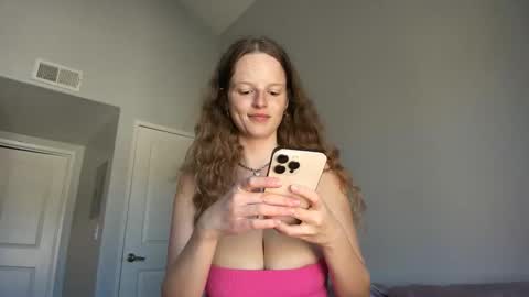 doeeyedpeach online show from April 28, 10:57 pm