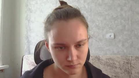 dolcezza_ online show from June 2, 11:55 am