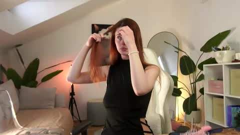 Your doll Lesli online show from March 6, 12:55 pm