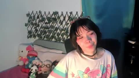 Snapshot of dolliette chatting on September 23, 3:15 am mina online show from September 23, 3:15 am