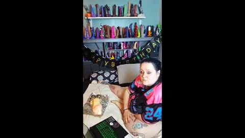 dollydarkside online show from May 14, 12:05 am