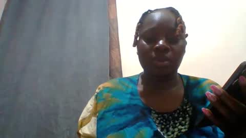 dollyvee online show from November 28, 3:15 pm