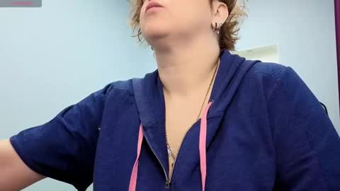 DoloresSea online show from February 22, 4:57 am