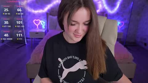 DONNA online show from March 9, 7:59 pm