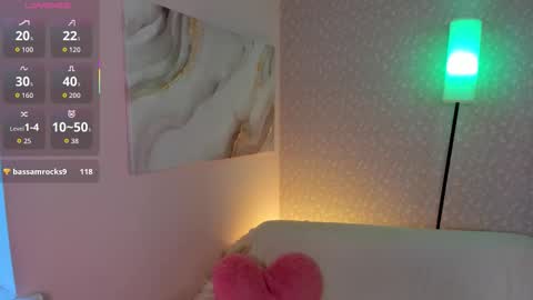 Dora EXOMI online show from December 3, 2:58 am