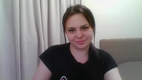 dori_cutie online show from March 16, 6:01 pm