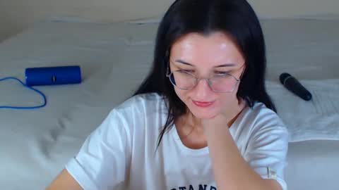 Your Dorotty online show from November 16, 1:40 am