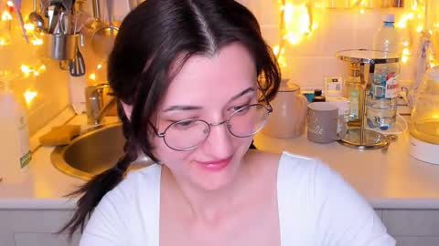 Your Dorotty online show from February 15, 11:59 pm