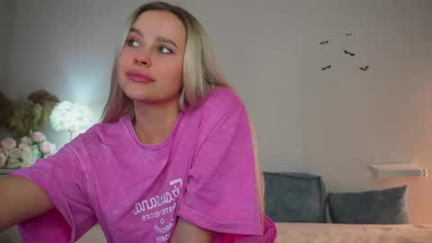 Amy online show from May 15, 8:33 pm