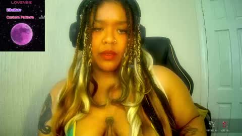 DeeDee online show from June 10, 12:04 pm