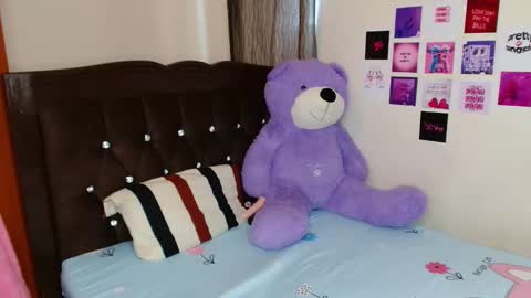 Dreameyes online show from March 4, 10:22 am