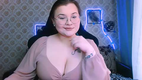 dreamforyoue2 online show from February 10, 9:34 am