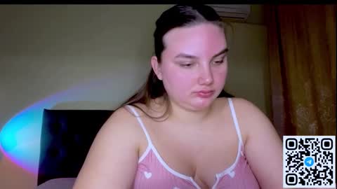 Mila online show from March 6, 6:36 pm