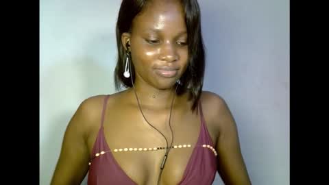 Snapshot of drippingpussy__ chatting on October 20, 11:19 pm drippingpussy__ online show from October 20, 11:19 pm