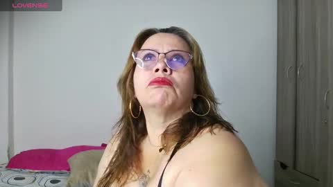 Im Dulce online show from October 28, 1:00 am