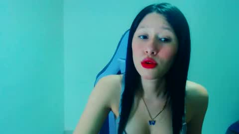dulce_mauren online show from December 22, 6:38 am