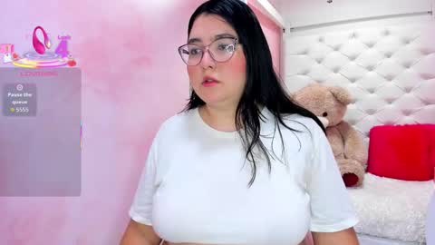 Dulce  online show from October 8, 11:58 am