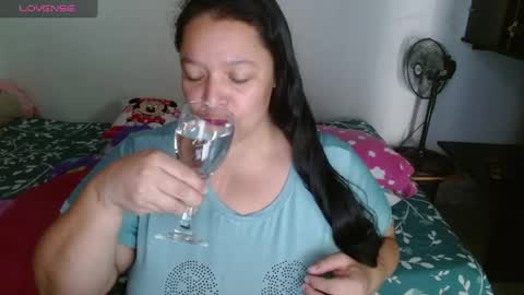 dulce online show from June 16, 7:04 pm