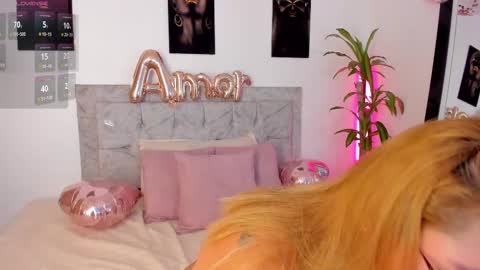 Snapshot of dulceedens_1 chatting on February 15, 1:21 am dulceedens_1 online show from February 15, 1:21 am