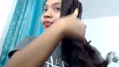 Dulse Diosa online show from February 1, 2:45 pm