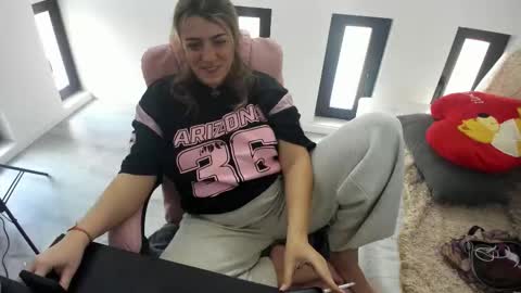 dayana online show from March 24, 8:41 am