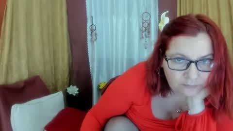 Dyanne online show from February 24, 12:32 am